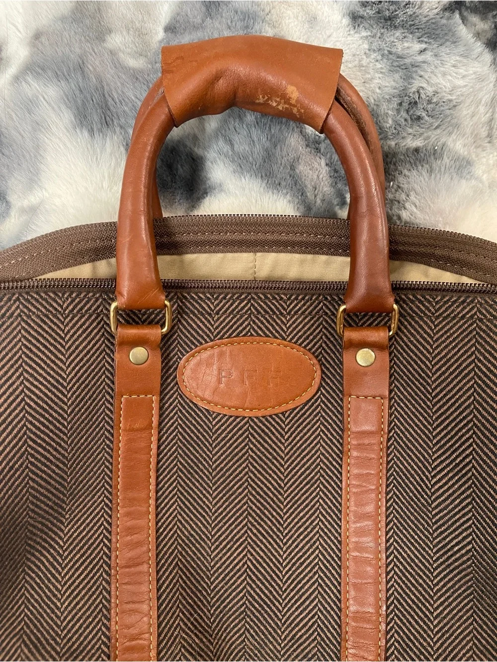 The French Luggage Company Canvas Weekender 🧳🏷️